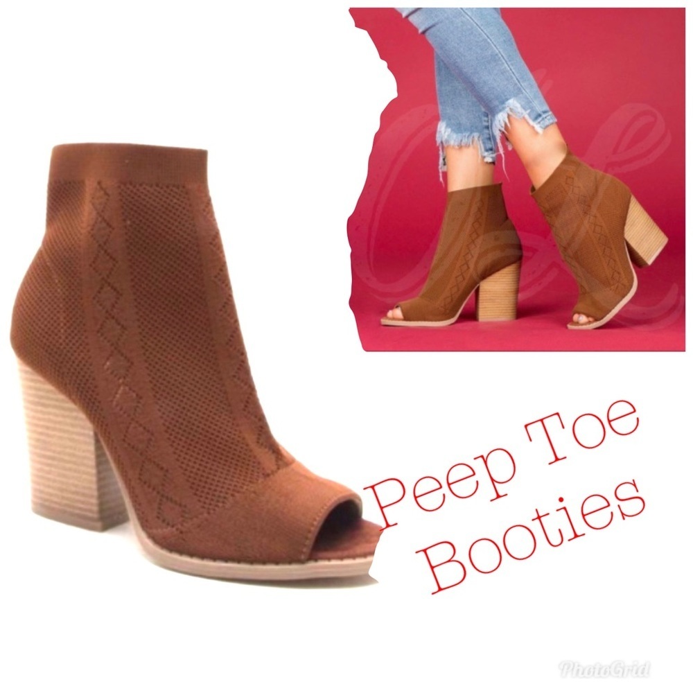 LAST PAIR Peep Toe Ankle Booties